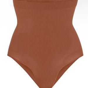 SKIMS NWOT High Waist Brief Shapewear XL